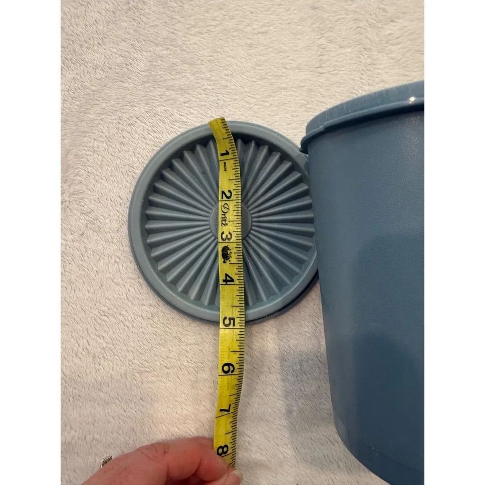 Tupperware vintage servalier